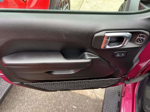 Used 2021 Jeep Wrangler Unlimited Sport S image 12