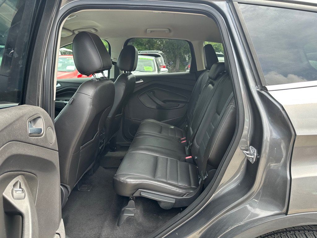 Used 2014 Ford Escape Titanium w/ Equipment Group 401A FWD image 14