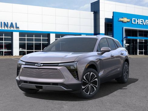 New 2025 Chevrolet Blazer EV LT image 6