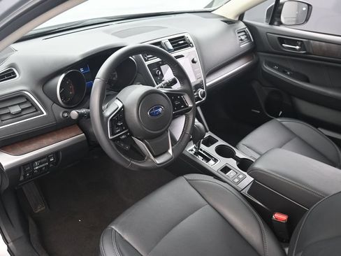 Used 2019 Subaru Outback 3.6R Limited w/ Popular Package #2 AWD/4WD image 13