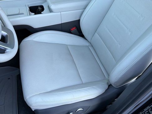 Used 2024 Hyundai Santa Fe Limited FWD image 32