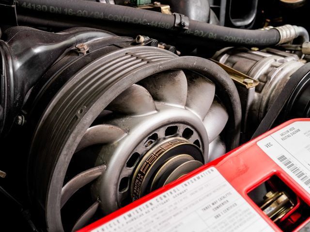Used 1995 Porsche 911 Carrera RWD image 29
