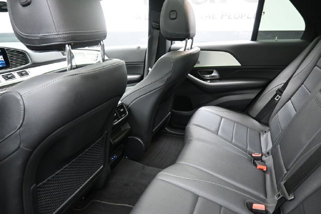 Used 2025 Mercedes-Benz GLE 350 4MATIC image 25