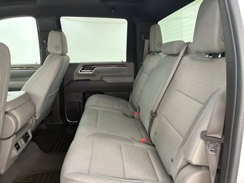 Used 2025 Chevrolet Silverado 2500 LT w/ Convenience Package AWD/4WD image 18