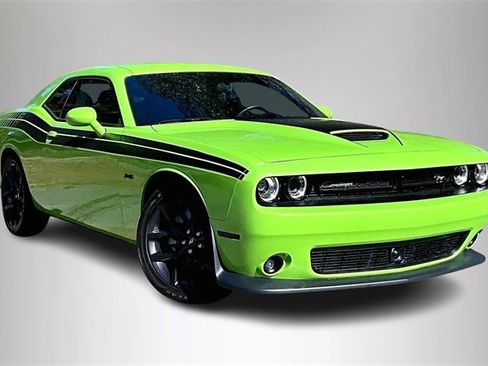 Used 2023 Dodge Challenger R/T w/ Plus Package image 1