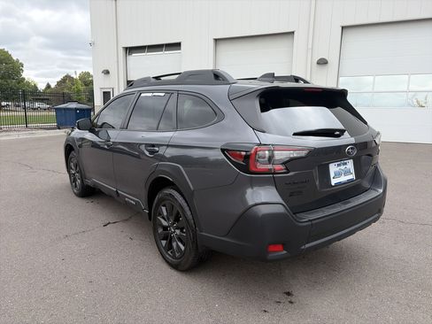 Certified 2024 Subaru Outback Onyx Edition XT AWD/4WD image 8