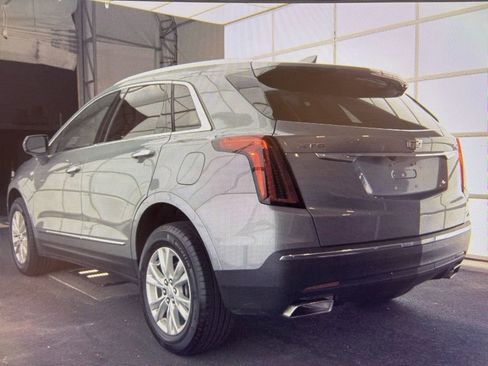 Used 2023 Cadillac XT5 Luxury FWD image 3
