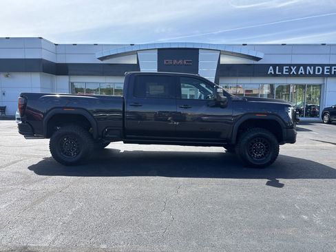 New 2026 GMC Sierra 2500 AT4X w/ AT4X AEV Edition AWD/4WD image 2