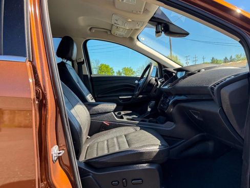 Used 2017 Ford Escape Titanium w/ Equipment Group 301A AWD/4WD image 12