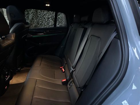 Used 2023 BMW X4 M40i image 21