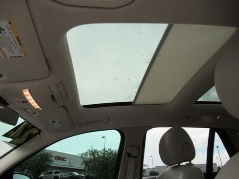 Used 2022 Mercedes-Benz GLC 300 image 17