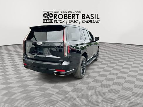 Used 2022 Cadillac Escalade Sport AWD/4WD image 8