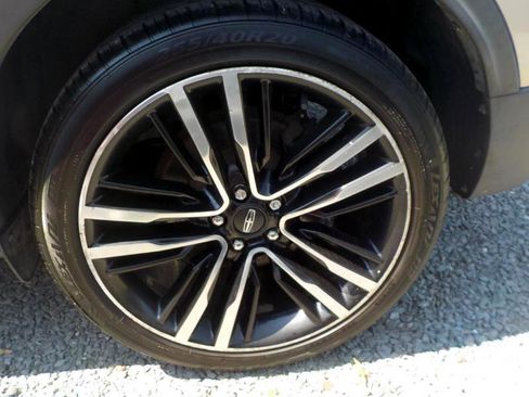 Used 2017 Lincoln MKC Reserve image 43