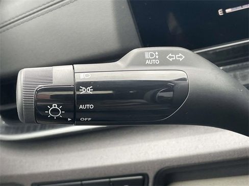 New 2026 Kia Carnival EX image 33