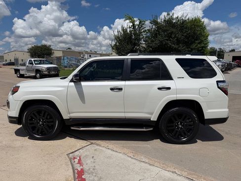 Used 2019 Toyota 4Runner Limited AWD/4WD image 23