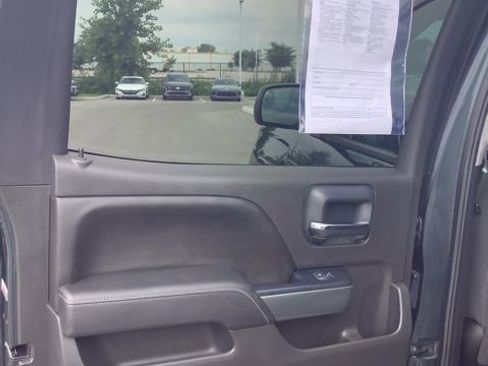 Used 2018 Chevrolet Silverado 1500 LT w/ LT Eassist Package image 19