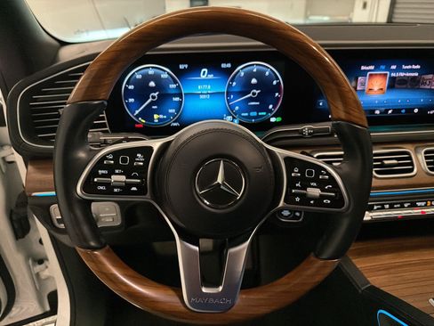 Certified 2023 Mercedes-Benz Maybach GLS 600 4MATIC image 11