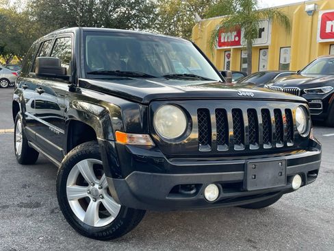Used 2013 Jeep Patriot Latitude w/ Sun/Sound Group image 1
