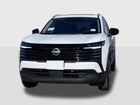 New 2026 Nissan Kicks SV image 6