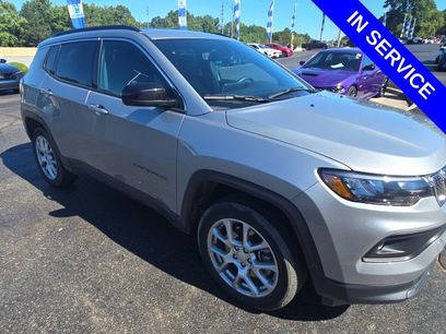 Used 2023 Jeep Compass Latitude