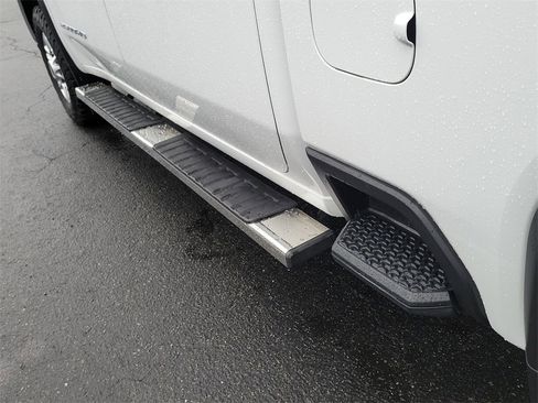 Used 2022 GMC Sierra 2500 SLE w/ SLE Value Package; image 25