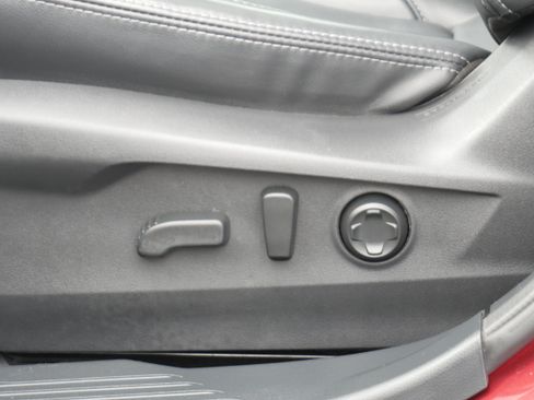 Used 2024 Subaru Outback Limited AWD/4WD image 13