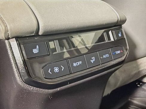 Used 2021 Toyota Highlander Platinum AWD/4WD image 33