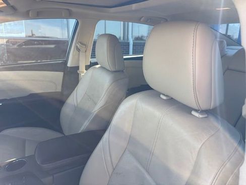 Used 2015 Toyota Avalon Limited image 12