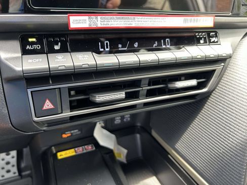 New 2026 Toyota Camry SE w/ Convenience Package FWD image 24