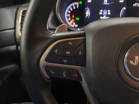 Used 2017 Jeep Grand Cherokee Laredo w/ Quick Order Package 23E image 24