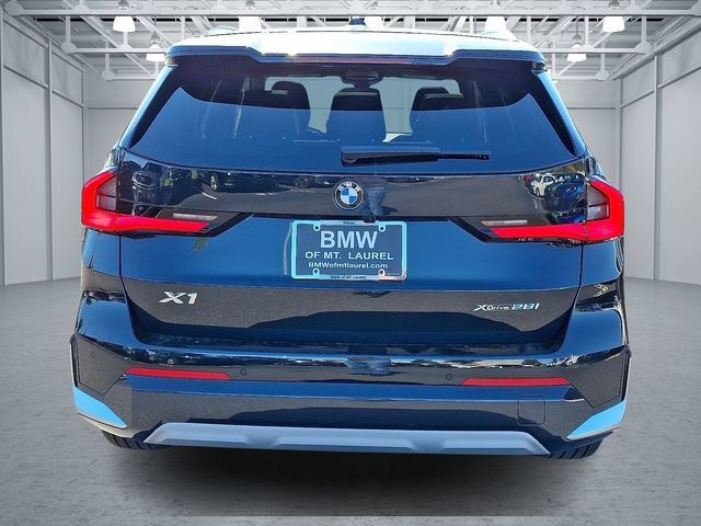 Used 2026 BMW X1 xDrive28i w/ Technology Package AWD/4WD image 5