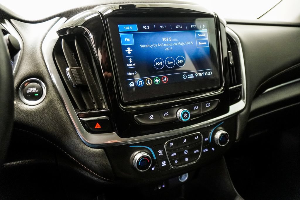 Used 2021 Chevrolet Traverse LT FWD image 23