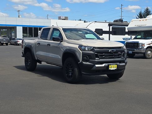 New 2026 Chevrolet Colorado Trail Boss AWD/4WD image 2