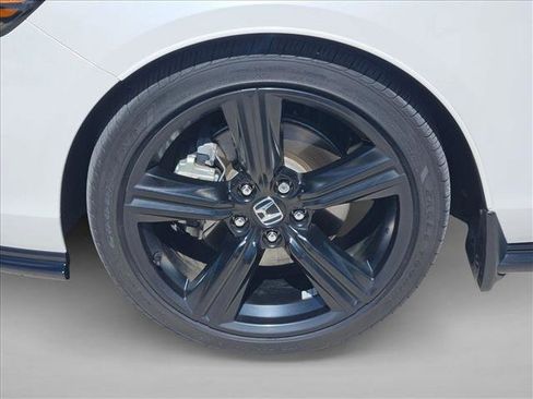 Used 2025 Honda Accord Sport image 21
