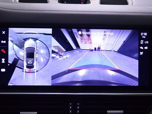 Certified 2023 Porsche Cayenne Platinum Edition image 32