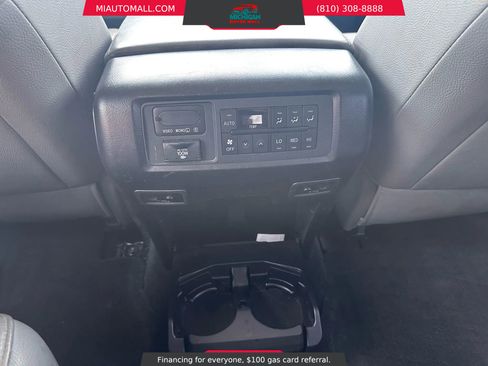 Used 2015 Toyota Sequoia Platinum image 28