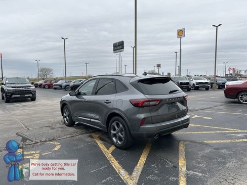 Used 2024 Ford Escape ST-Line w/ Tech Pack #1 AWD/4WD image 3