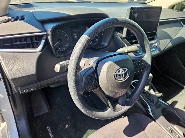 Used 2024 Toyota Corolla LE FWD image 11