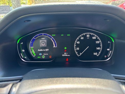 Used 2019 Honda Accord Touring image 17