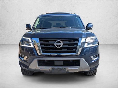 Used 2022 Nissan Armada SL image 2