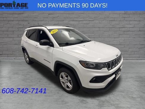 Used 2024 Jeep Compass Latitude AWD/4WD image 1