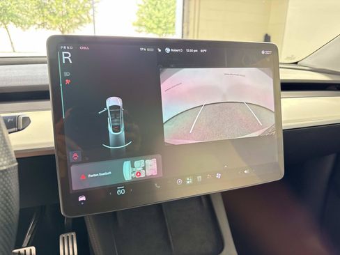 Used 2022 Tesla Model Y Performance AWD/4WD image 24