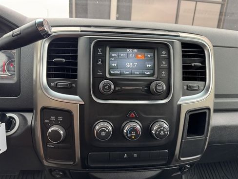 Used 2013 RAM 1500 Classic SLT w/ Premium Display Pkg AWD/4WD image 10