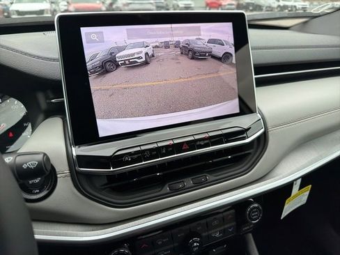 New 2026 Jeep Compass Limited image 11