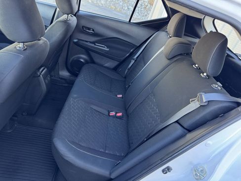 Used 2023 Nissan Kicks SV FWD image 9
