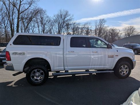 Used 2017 RAM 2500 Big Horn image 2