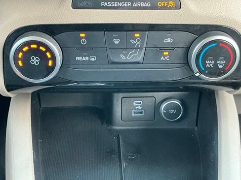 Used 2021 Ford Escape SE FWD image 24