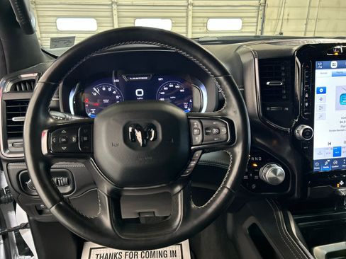 Used 2023 RAM 1500 Limited AWD/4WD image 8