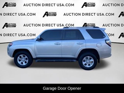 Used 2020 Toyota 4Runner SR5 Premium AWD/4WD image 3