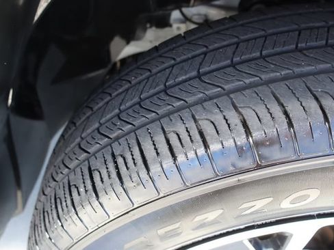 Used 2023 Jeep Renegade Trailhawk AWD/4WD image 48
